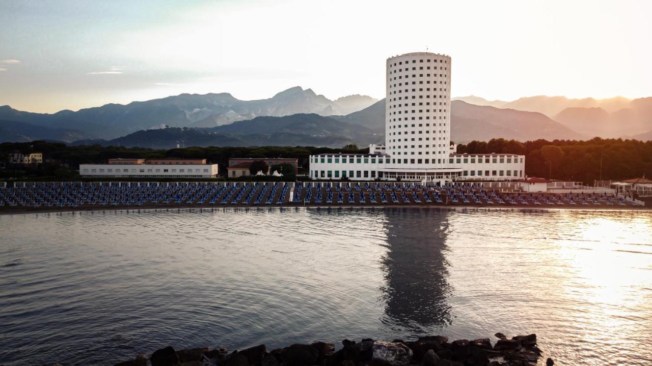 Villaggio Torre Marina Marina di Massa Εξωτερικό φωτογραφία
